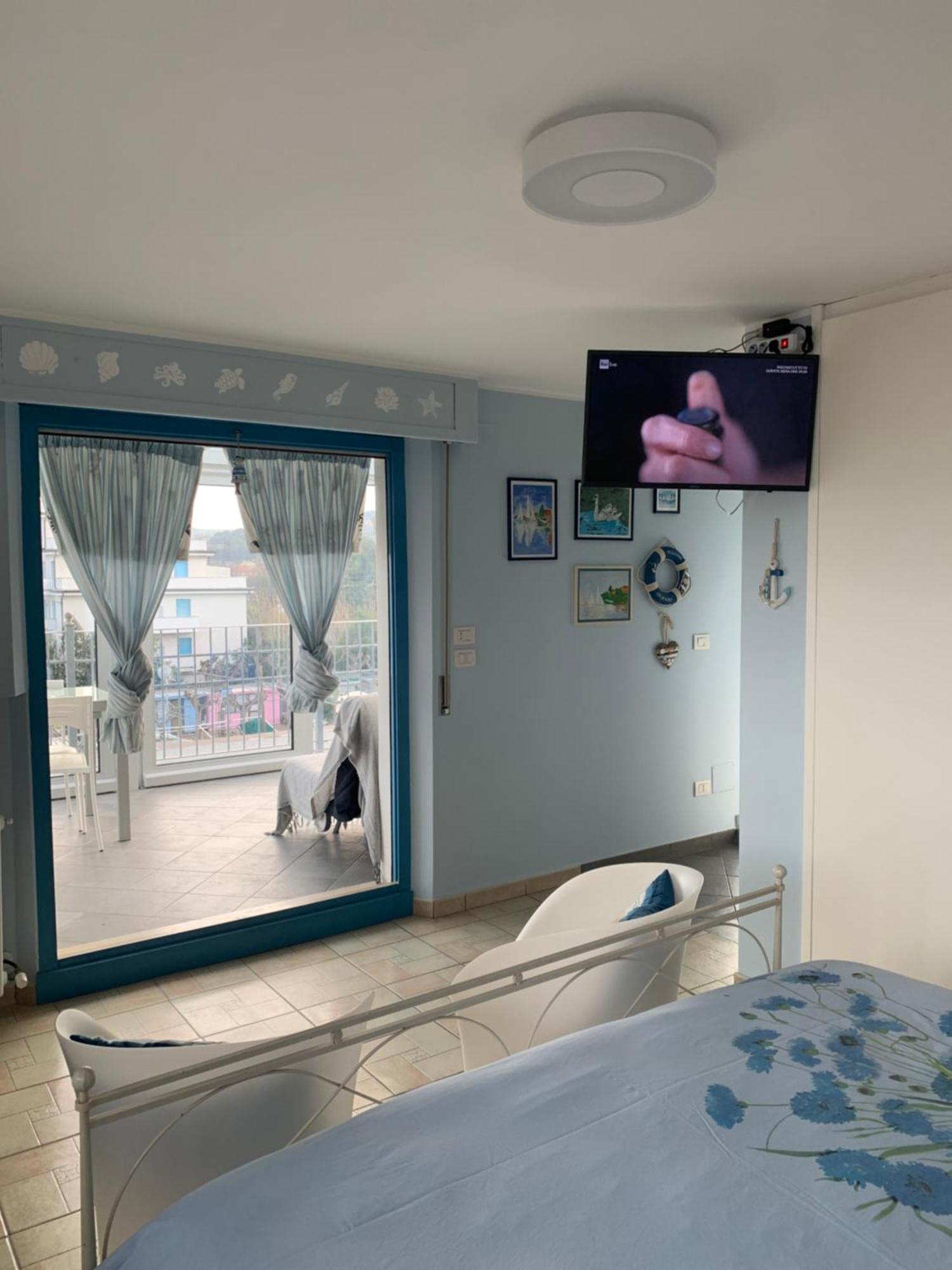 费尔莫Attico Sul Mare公寓 外观 照片